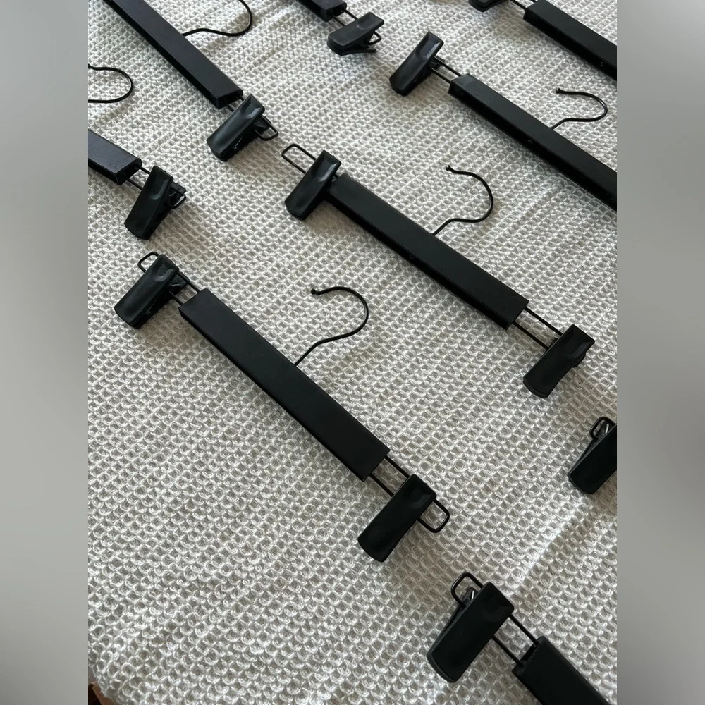 Black Plastic & Metal Pants Hangers for Skirts Trousers Swivel Hook - Set of 22